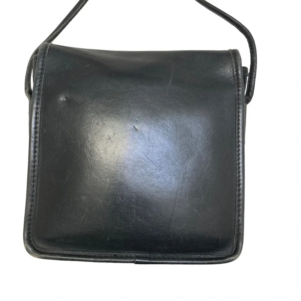 Coach vintage black leather compact pouch crossbody bag
